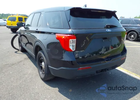 2022 Ford Police Interceptor z USA, uszkodzony, nr VIN 1FM5K8AW2NNA02047